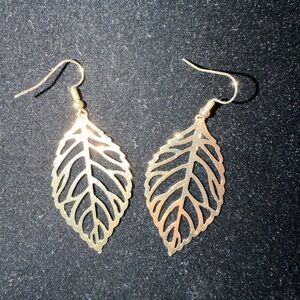 Elegant Gold Leaf Earrings